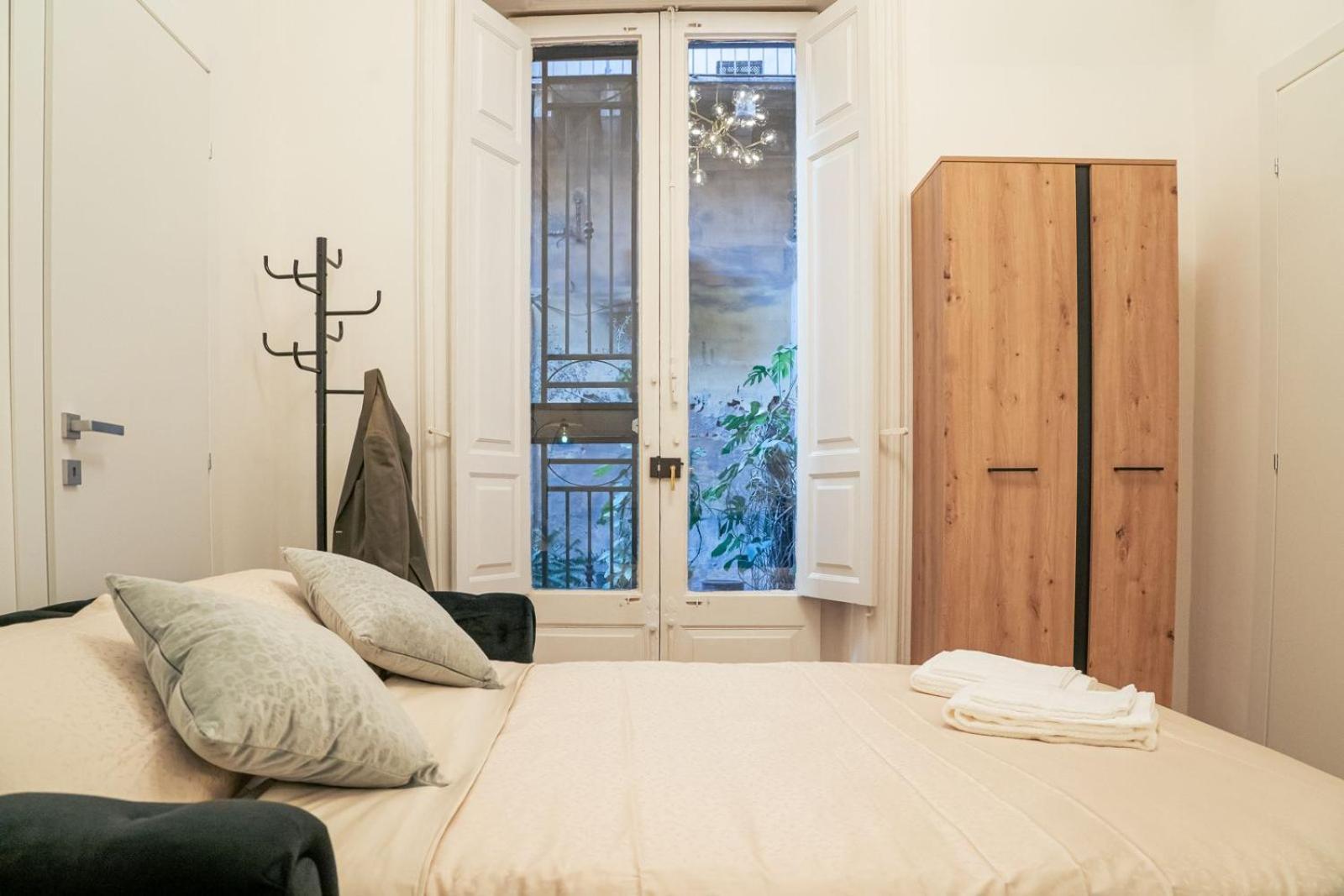 Elegant Design Apartment In Historical City Center Catânia Exterior foto
